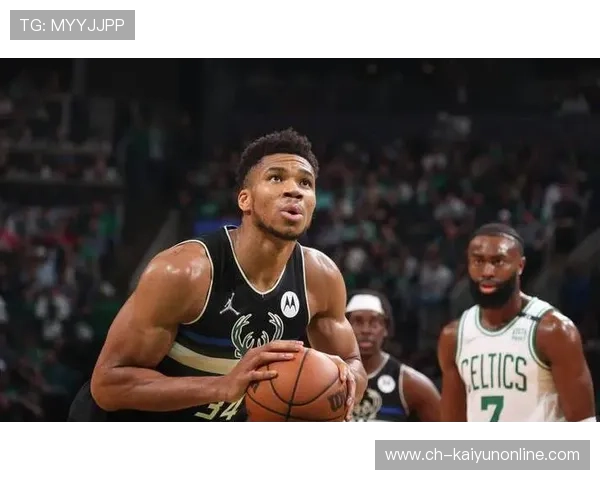 字母哥暴力扣篮掀开高潮,雄鹿士气拉满